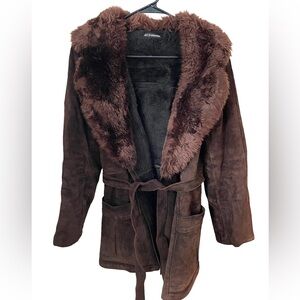 Vintage Faux Fur-Lined Heavy Coat – Made in Argentina